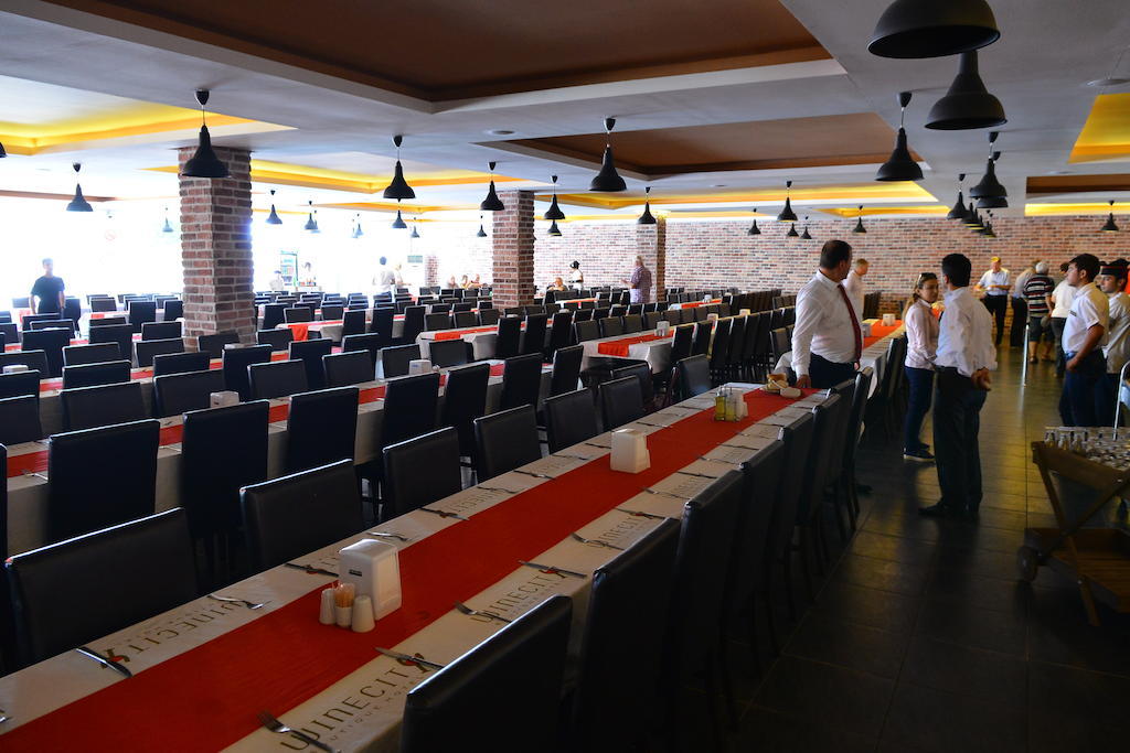 Winecity Hotel 代姆雷 外观 照片