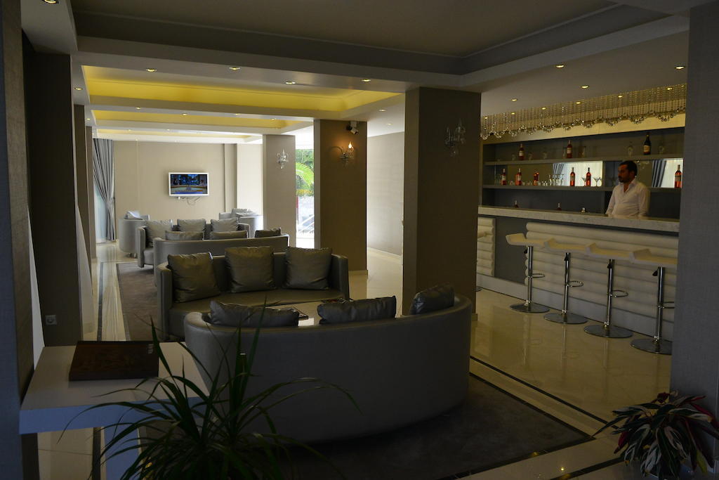 Winecity Hotel 代姆雷 外观 照片