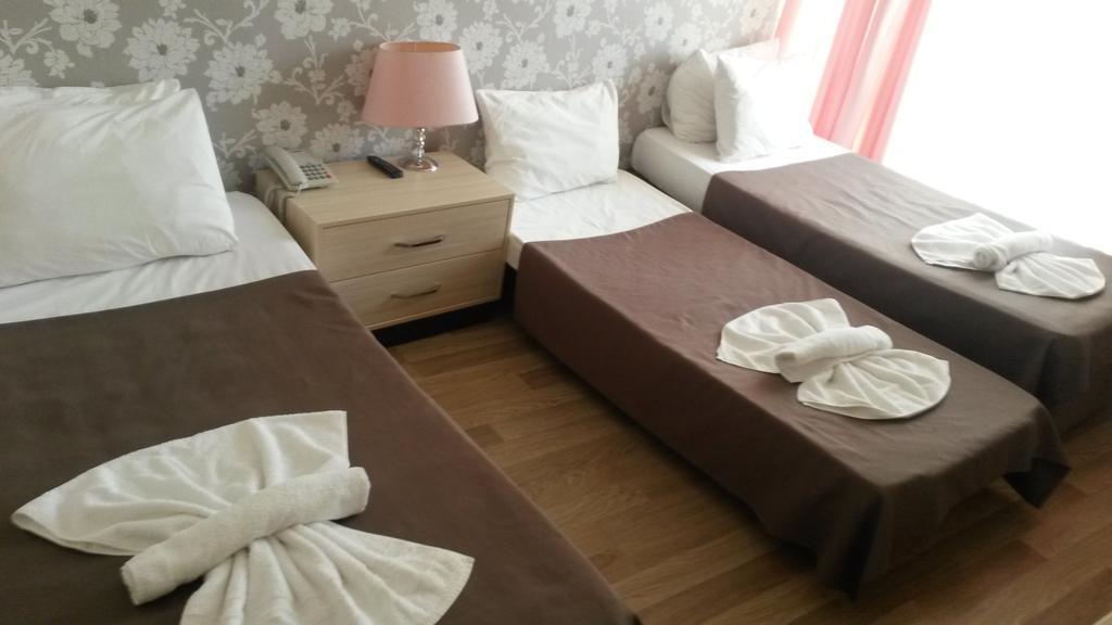 Winecity Hotel 代姆雷 外观 照片