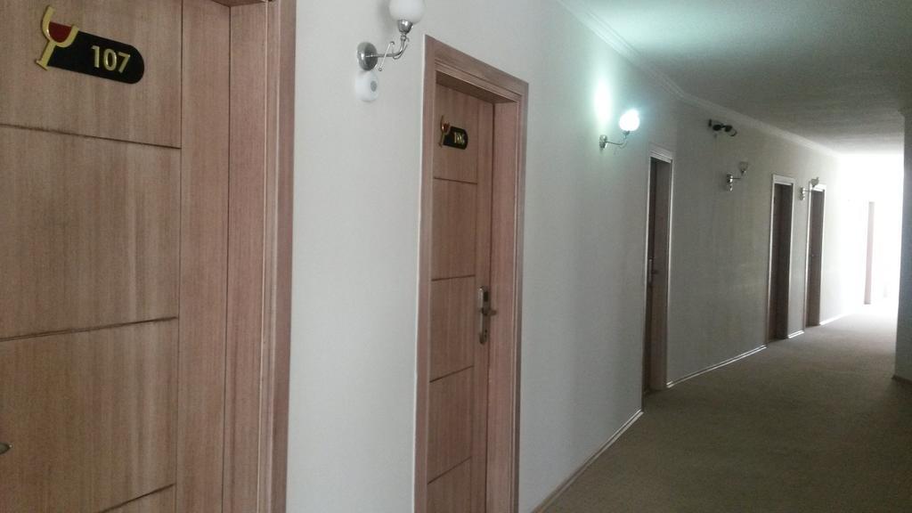 Winecity Hotel 代姆雷 外观 照片
