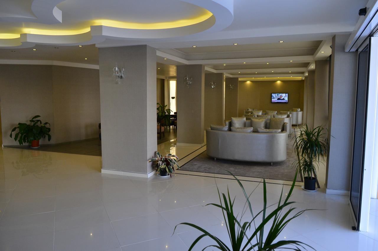 Winecity Hotel 代姆雷 外观 照片
